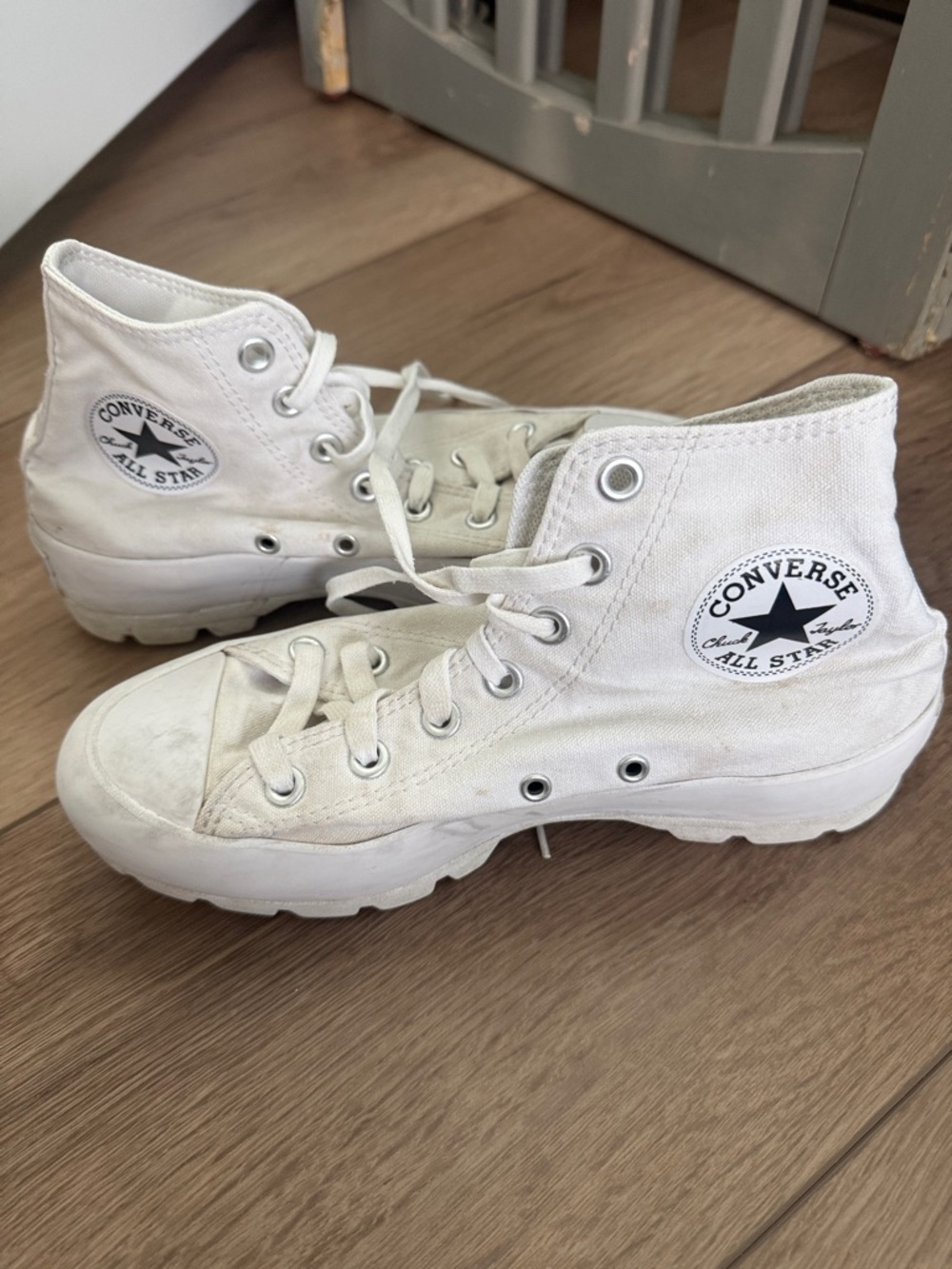 Converse White High-Top Canvas lugged platform Sneakers with Black Star Patch